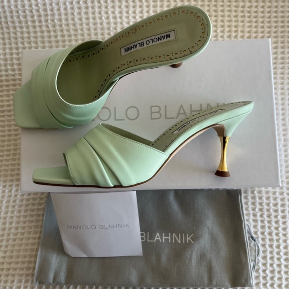 *BRAND NEW NEVER WORN* Manolo Blahnik Picoux 70 Leather Sandals - Picture 3 of 5